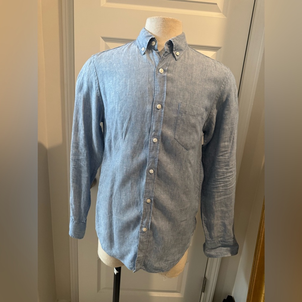 J. Crew Men's Chambray Button-DownSlim Fit Linen Shirt in Light Blue